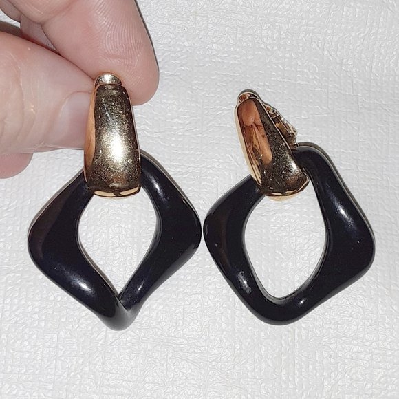 10 for $10 ~ Trifari Black Clip On Earrings
